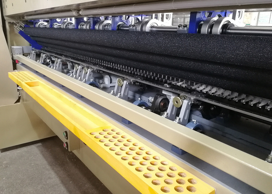 240CM প্রস্থ 1000rpm উচ্চ গতির ডুবেট উত্পাদন জন্য কম্পিউটারাইজড শিল্প Quilting মেশিন
