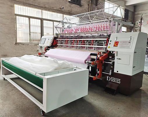 স্বয়ংক্রিয় তৈলাক্তকরণ সহ 60 ইঞ্চি উন্নত 1200RPM কম্পিউটারাইজড কুইলটিং মেশিন